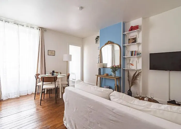 Fully Equiped Near Cathedral *