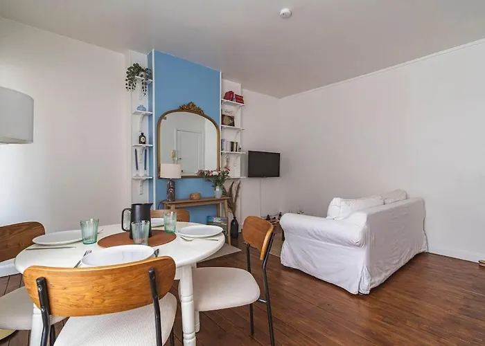 Fully Equiped Near Cathedral Apartment Reims