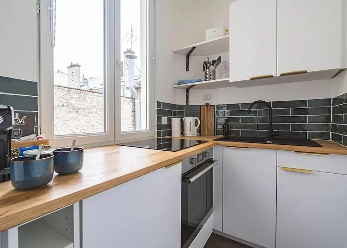 Fully Equiped Near Cathedral Apartment